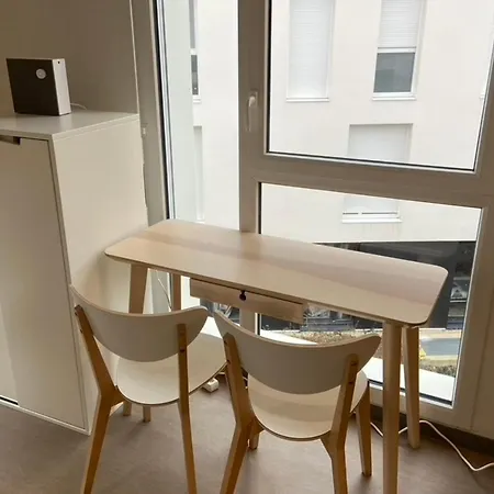 Nice 21 M Studio Near The Beach! アパート